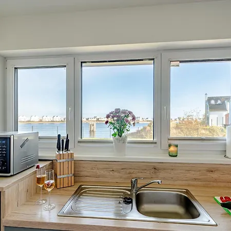 Am By Seeblick Ferien Oro, Direkte Wasserlage,sauna,kamin