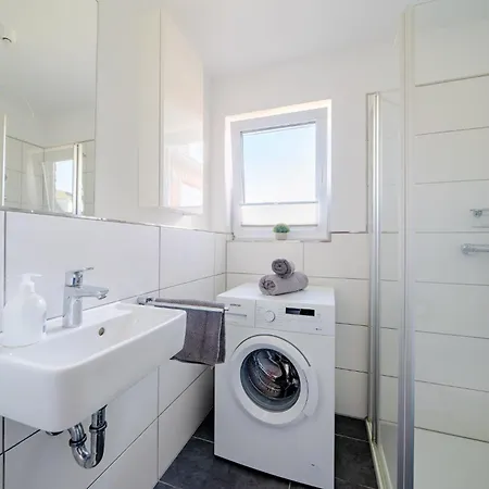 Am By Seeblick Ferien Oro, Direkte Wasserlage,sauna,kamin * Olpenitz