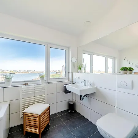 Am By Seeblick Ferien Oro, Direkte Wasserlage,sauna,kamin