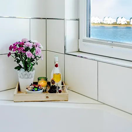 Am By Seeblick Ferien Oro, Direkte Wasserlage,sauna,kamin Hébergement de vacances *